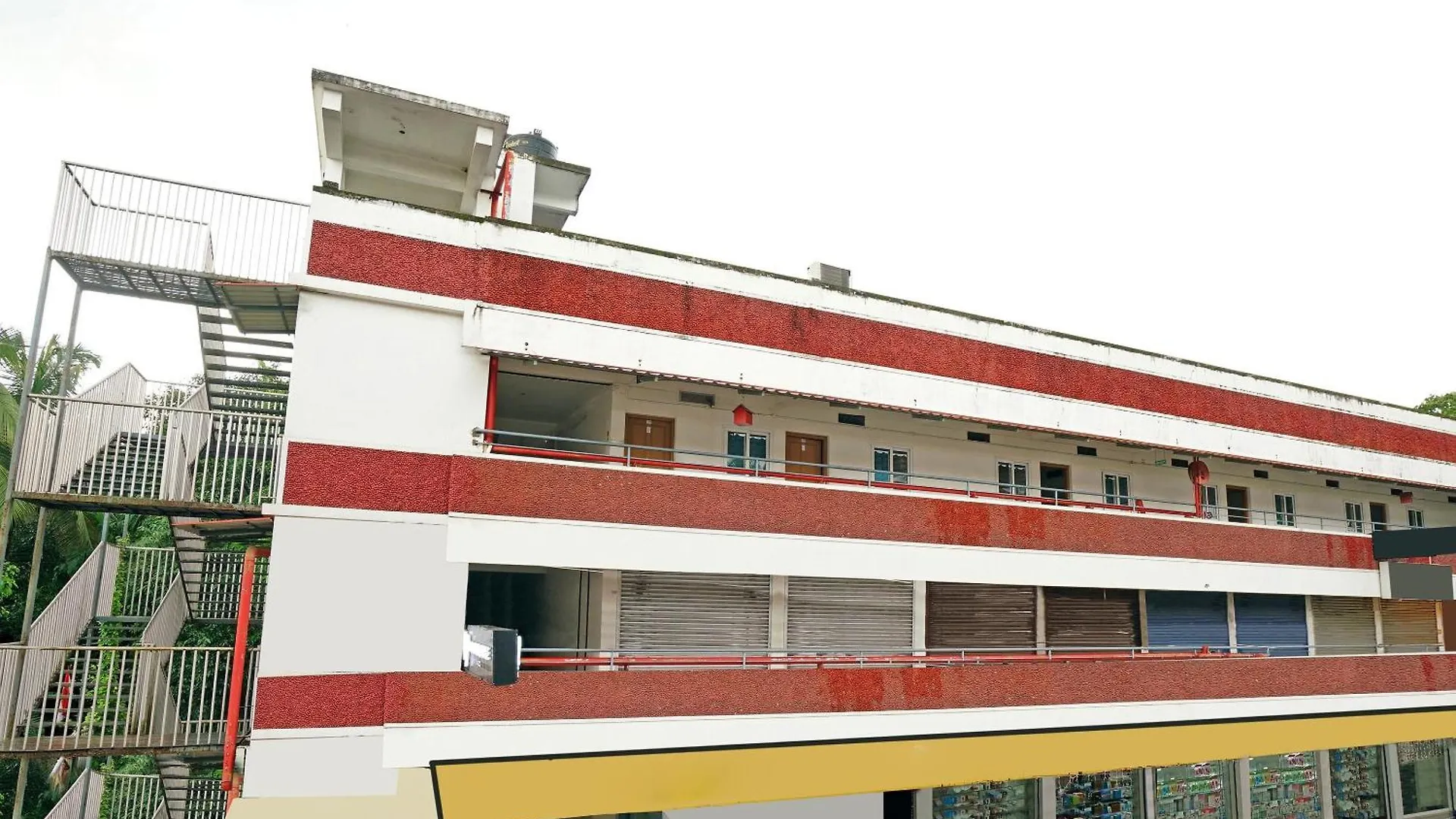 Hotel O Majestic Group Kochi