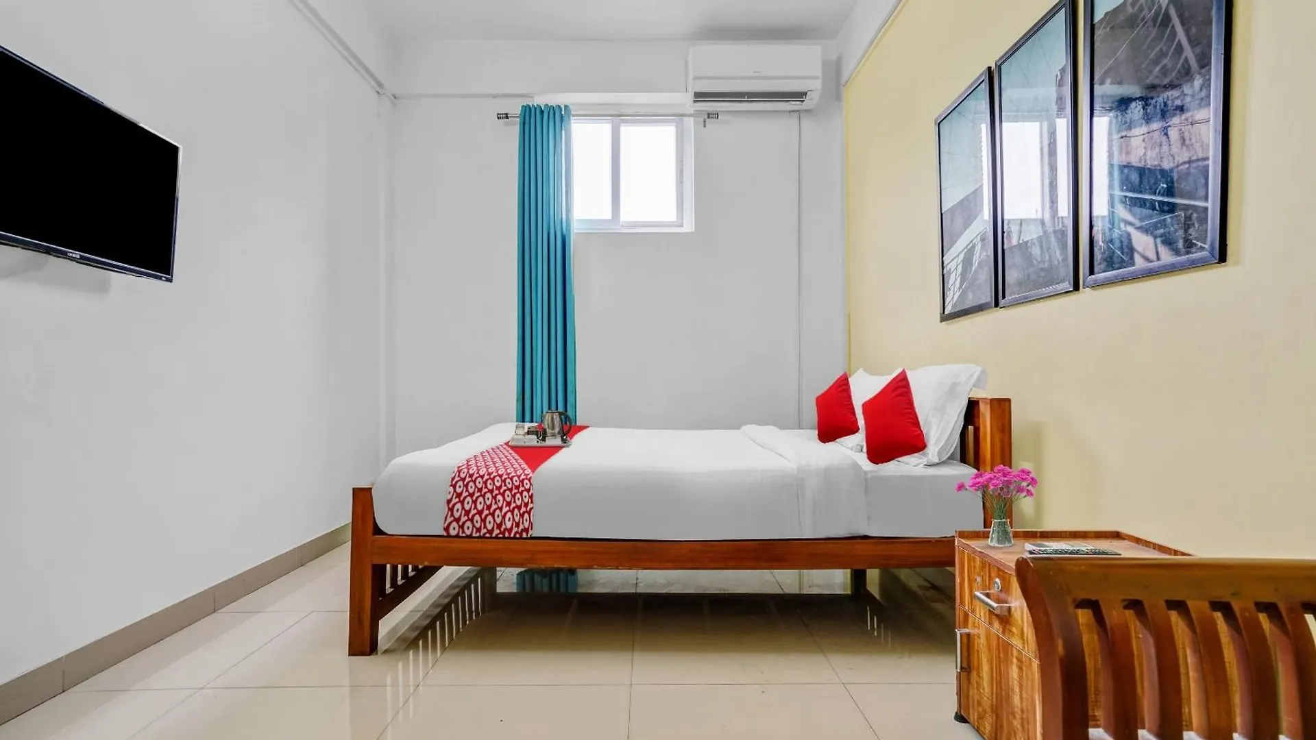 Hotel O Majestic Group Kochi
