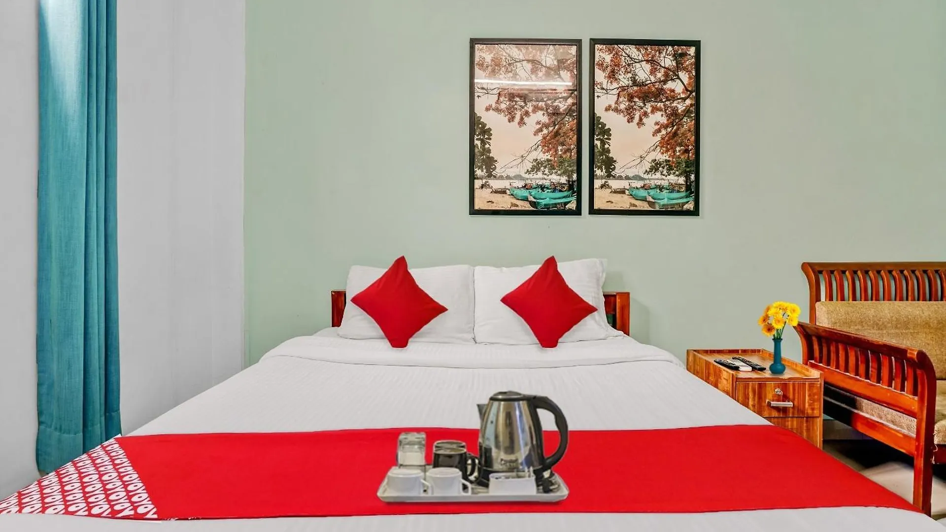 Hotel O Majestic Group Kochi